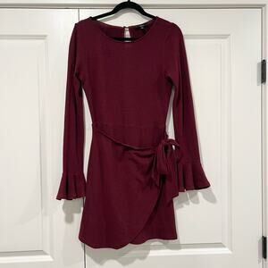 Lulus Women's Maroon Bell Longsleeve Wrap Dress Knee Length Size‎ Small